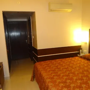 2* Hotel Janhvi International